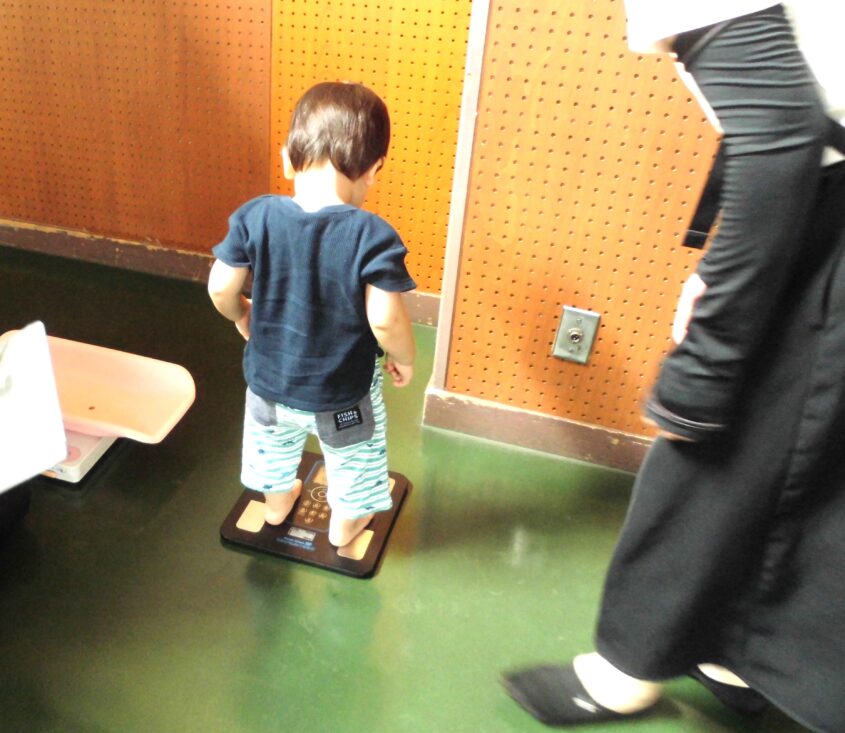 身体重測定のサムネイル画像