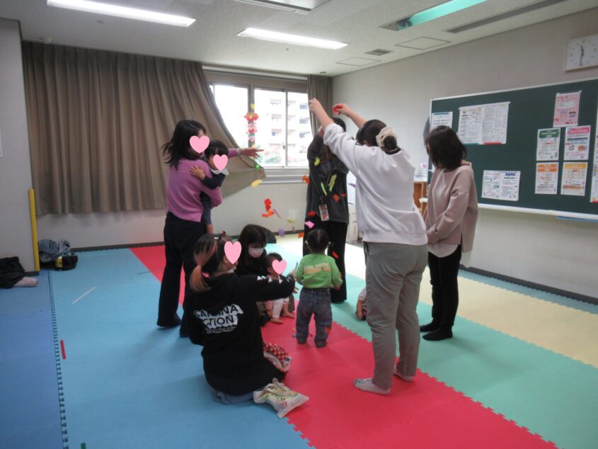 親子でリトミックのサムネイル画像