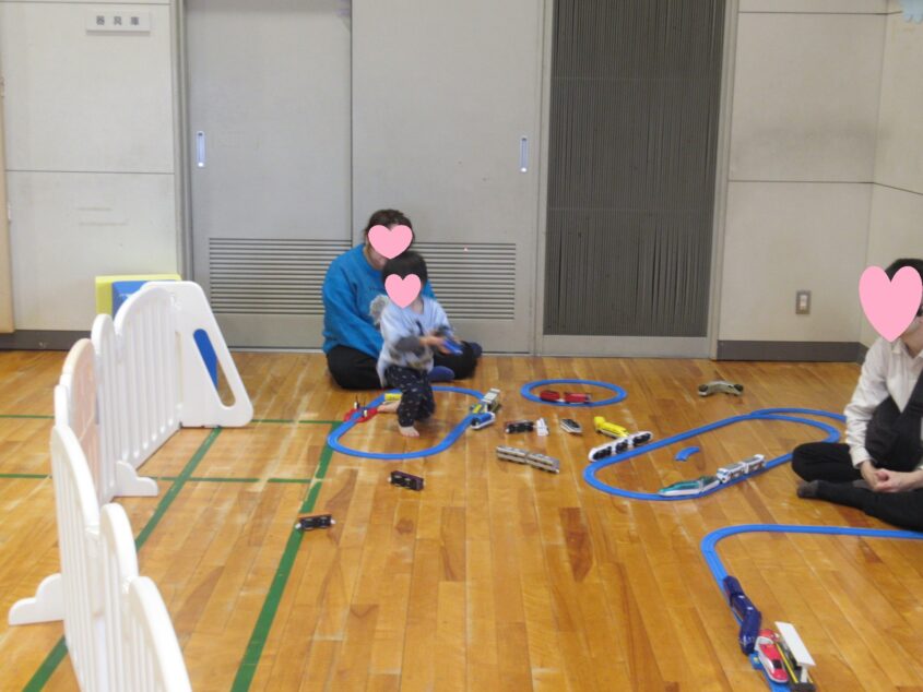 プラレールの日のサムネイル画像