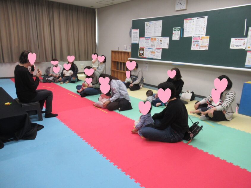 おはなしひろばのサムネイル画像