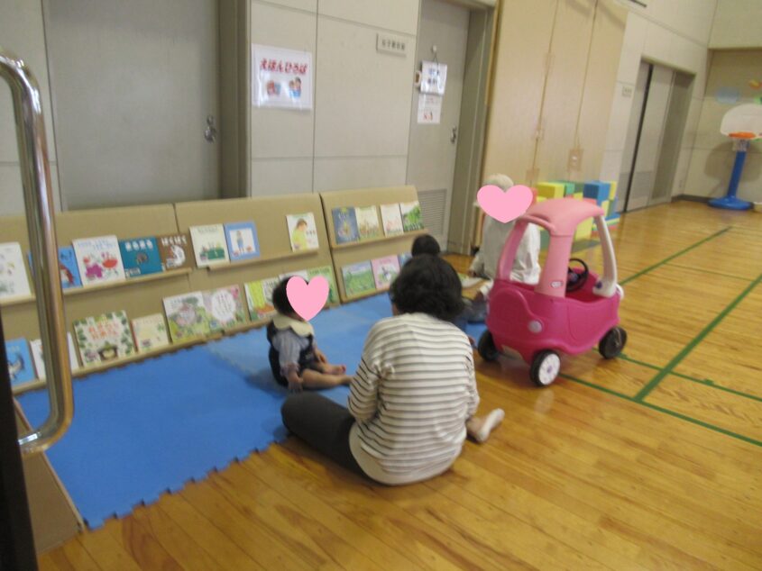 えほんひろばのサムネイル画像