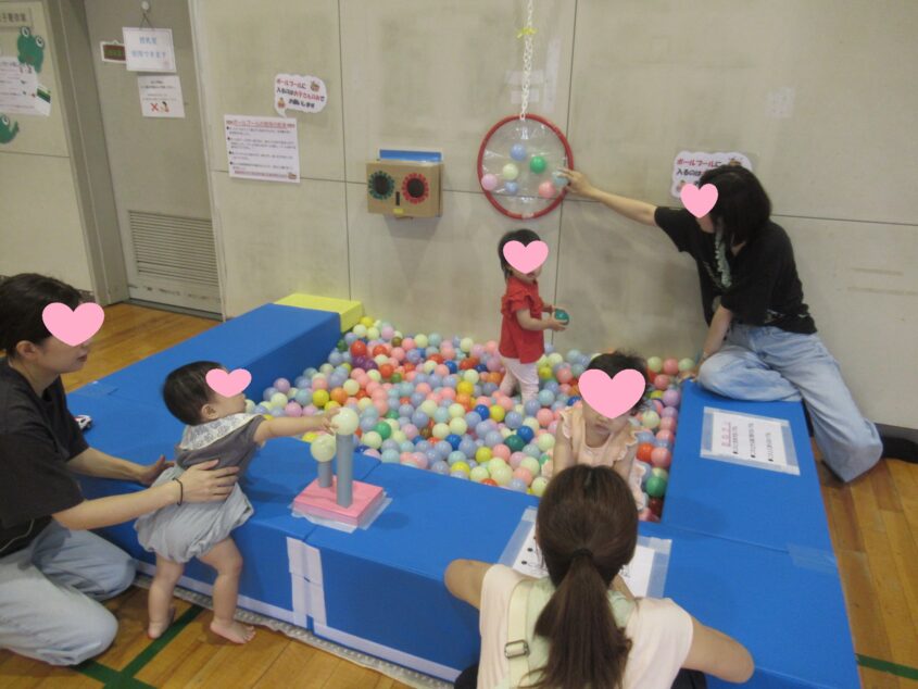 ボールプールの日のサムネイル画像