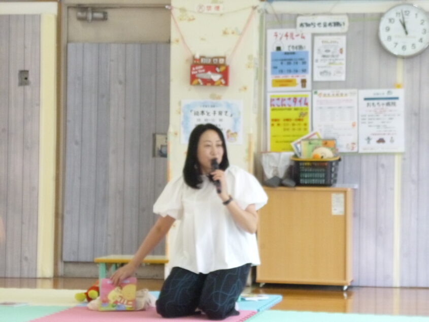 子育て講座「絵本と子育て」のサムネイル画像