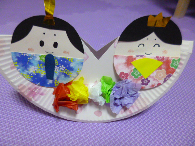 親子製作「ひなかざり」のサムネイル画像