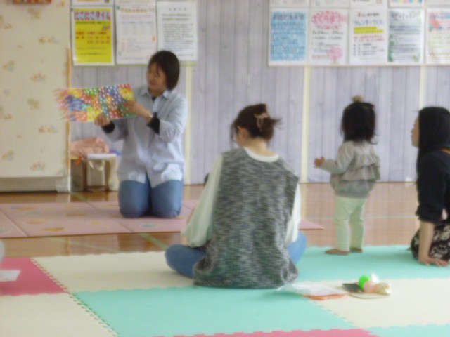 英語であそぼ（3月）のサムネイル画像