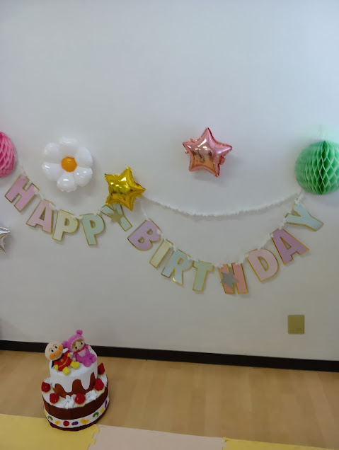 お誕生日会のサムネイル画像